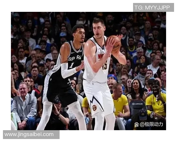 马刺对小牛比赛中莱昂纳德遭遇严重犯规引发热议